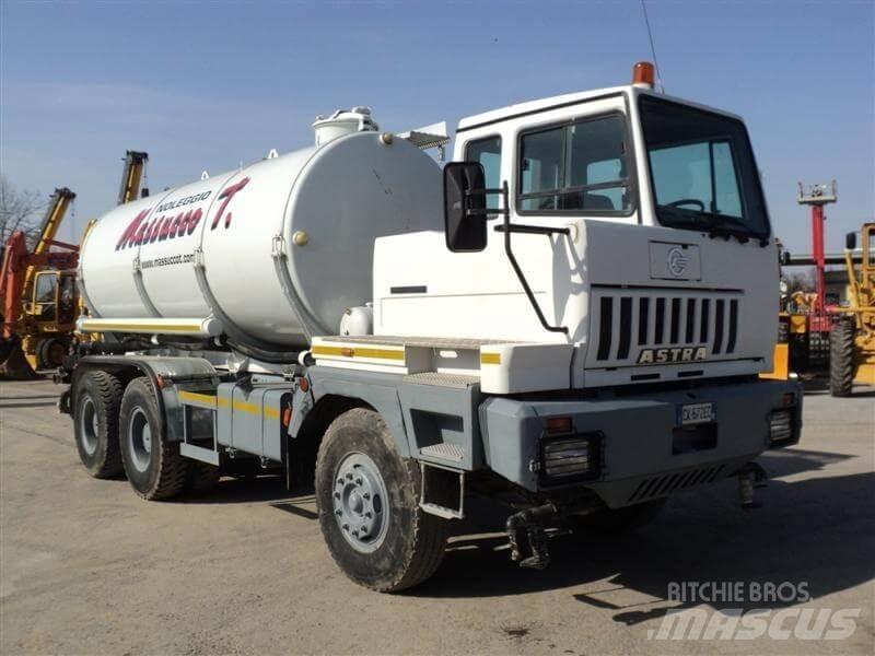 Astra BM304 Tankbilar