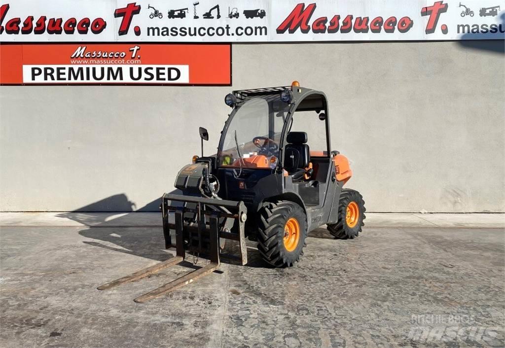 Ausa T144 Teleskoplastare