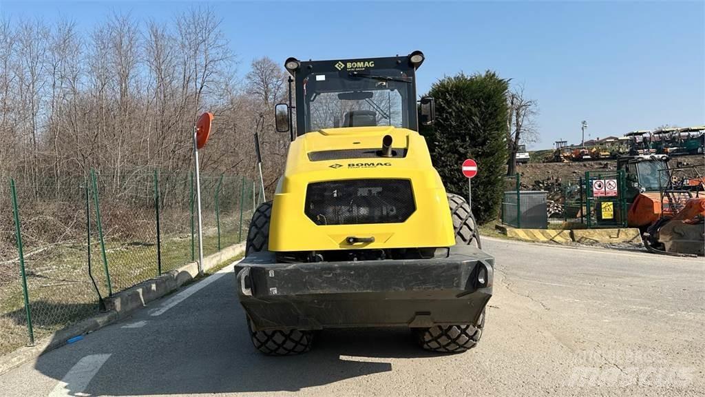 Bomag BW213 DH-5 Jordkompaktorer