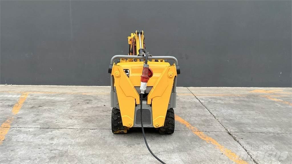 Brokk 90 Minigrävare < 7t
