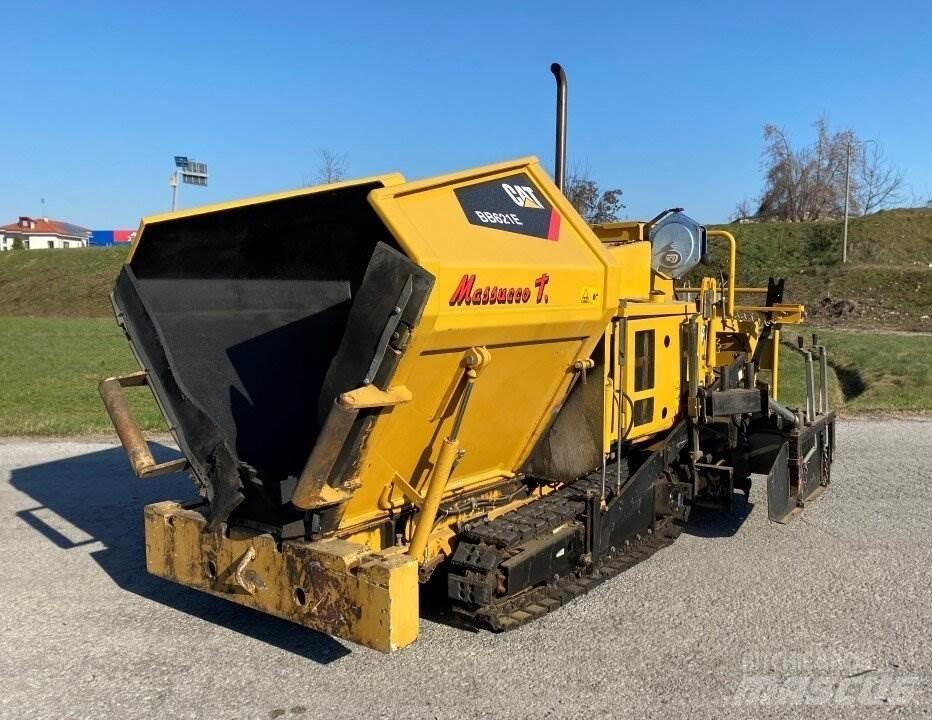 CAT BB621E Asfaltsläggningsmaskiner
