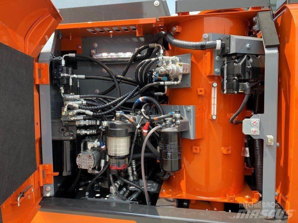 Hitachi ZX130-6 Grävmaskiner