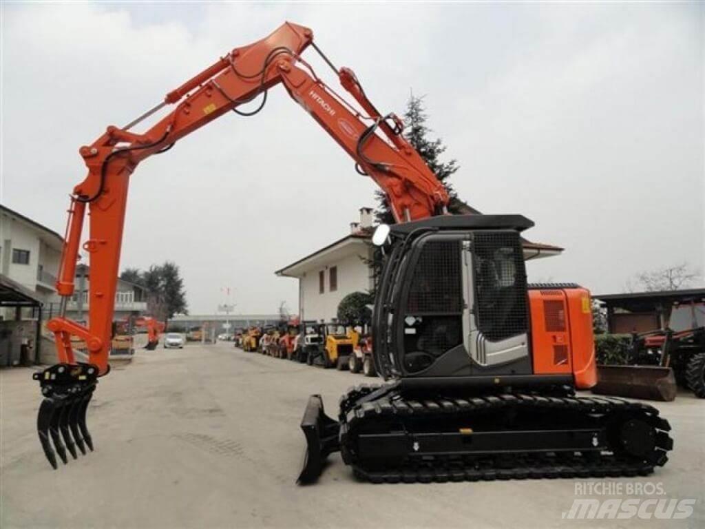 Hitachi ZX135 US-6 Grävmaskiner