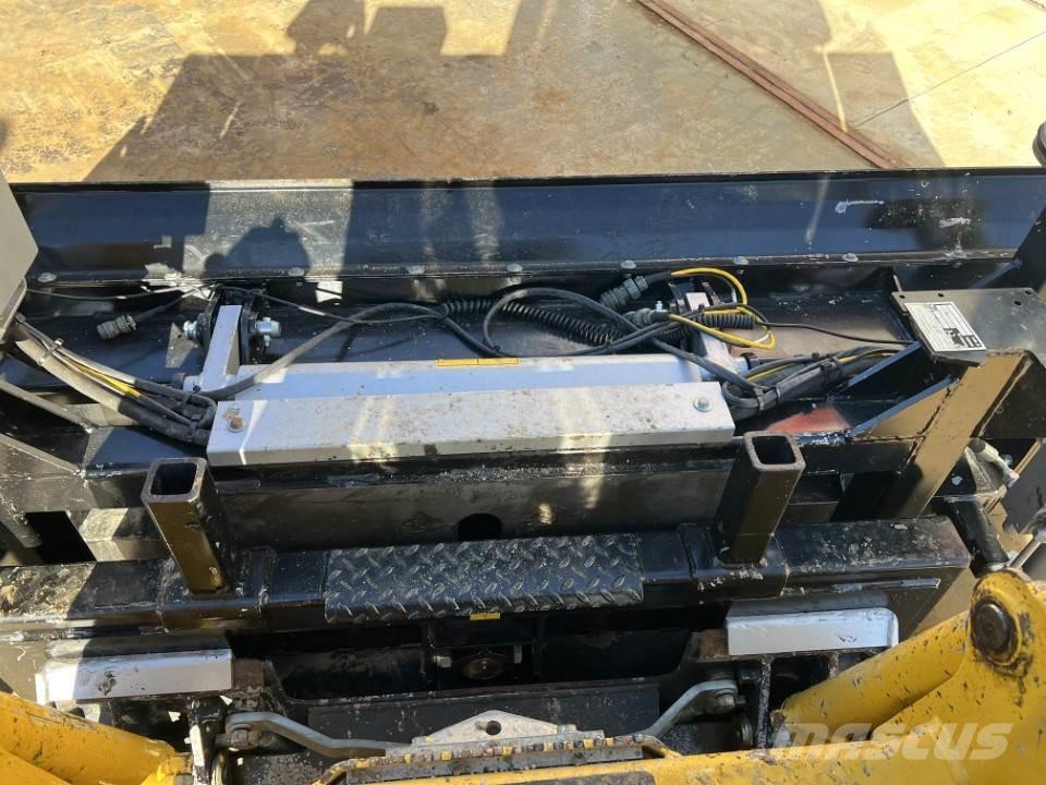 Komatsu CK 20 HF Kompaktlastare