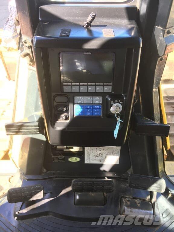 Komatsu D65WX-16 Bandschaktare