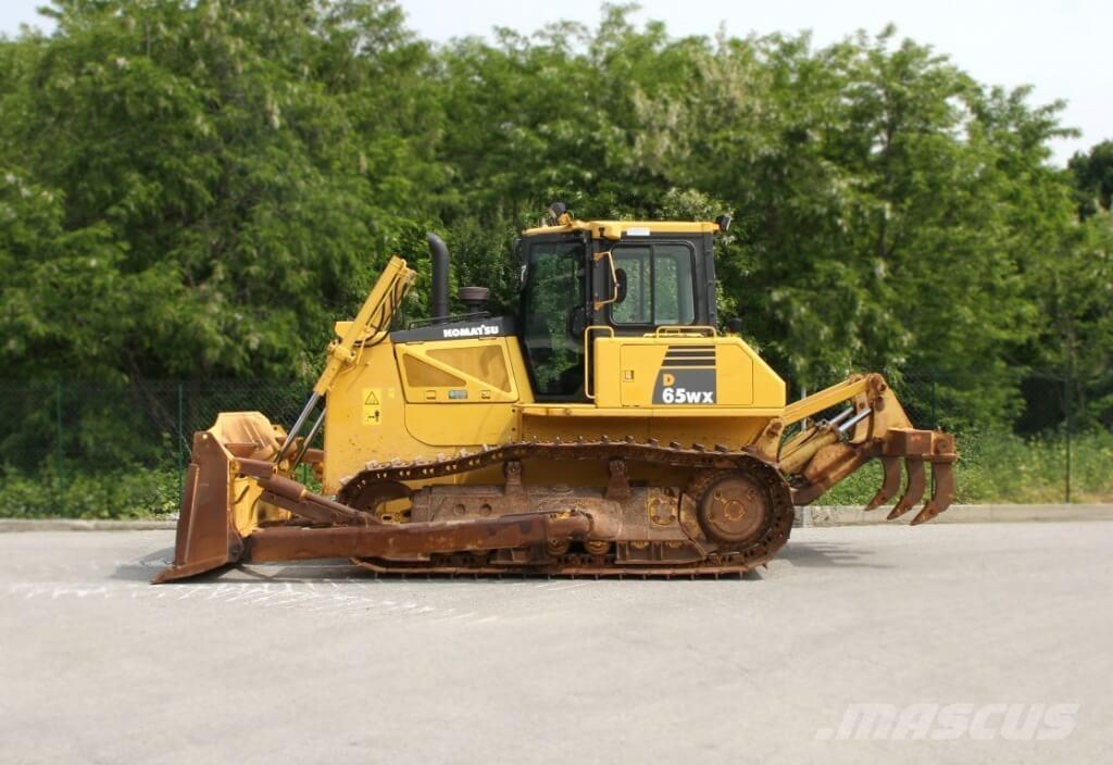 Komatsu D65WX-16 Bandschaktare