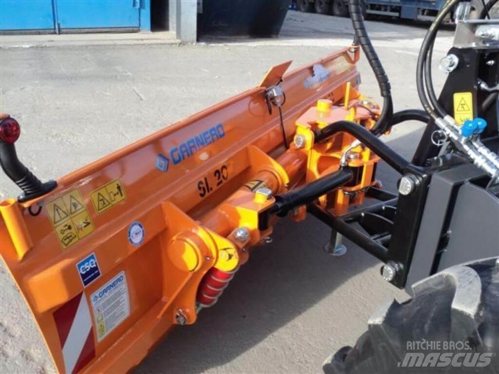 Landini Rex 85 Snöblad och plogar
