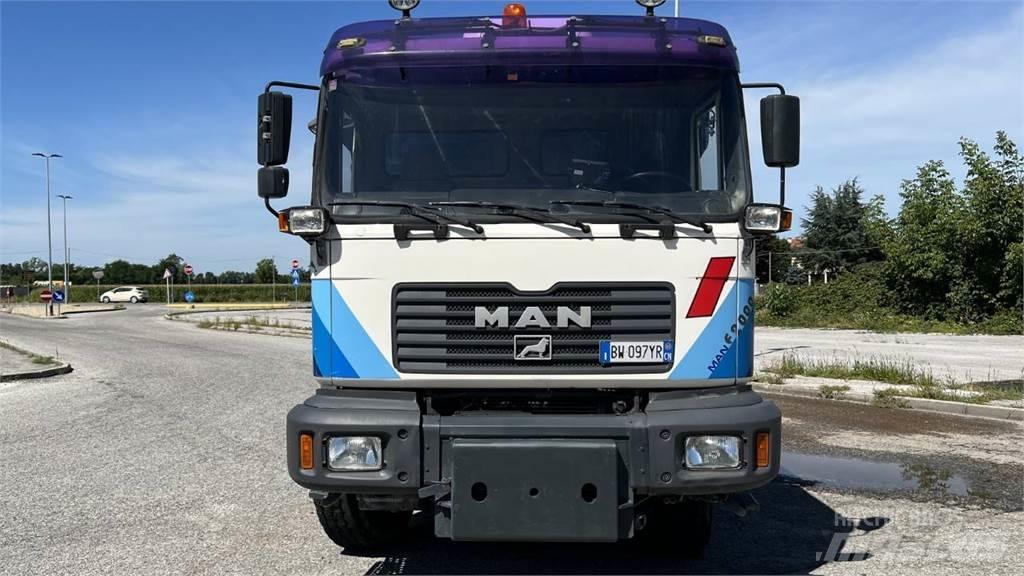 MAN 41.364 VF 8x4 Övriga bilar