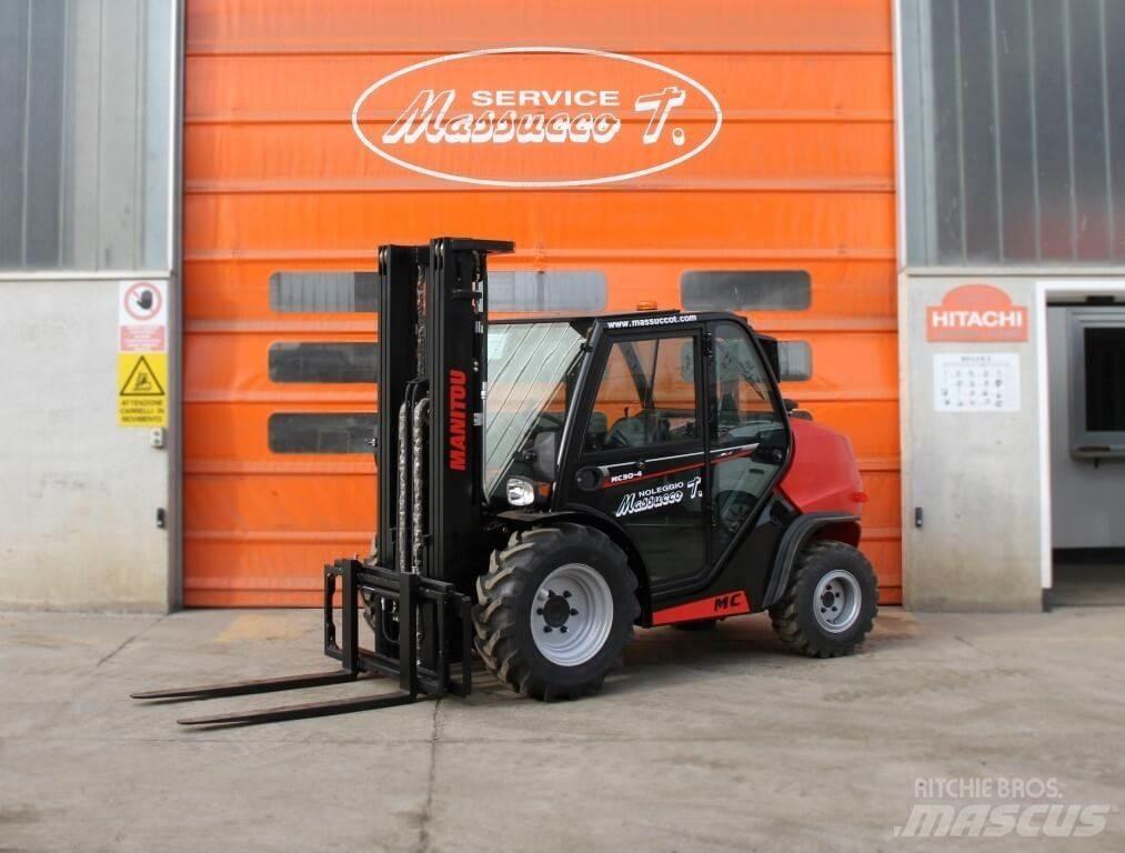 Manitou MC30-4 DK 4X4 Terrängtruck