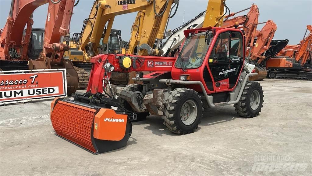 Merlo P38.13 LOX Teleskoplastare