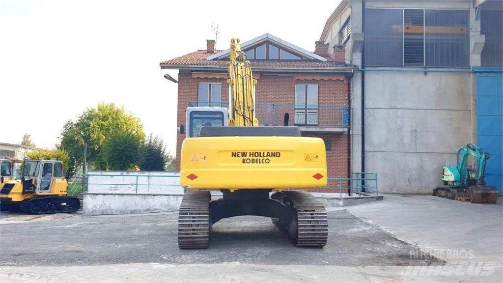 New Holland E305 Bandgrävare