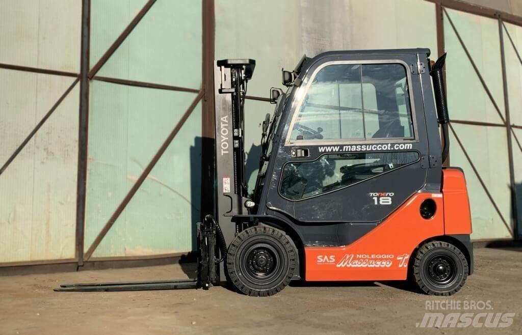 Toyota 02-8FDF18 Dieselmotviktstruckar