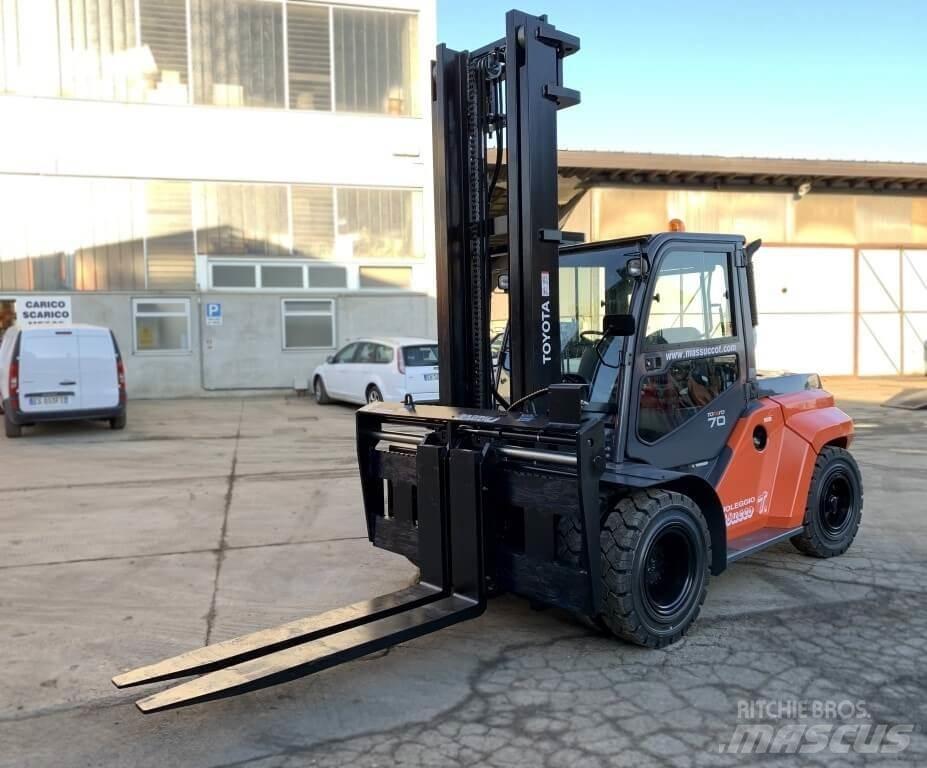 Toyota 40-8FD70N Dieselmotviktstruckar