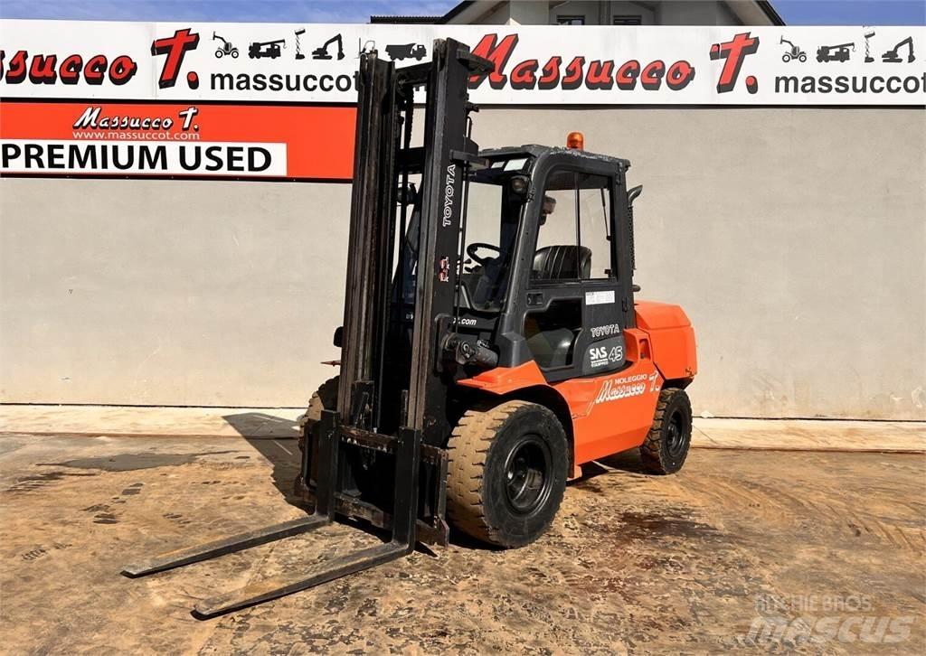 Toyota 7FD 40 Dieselmotviktstruckar