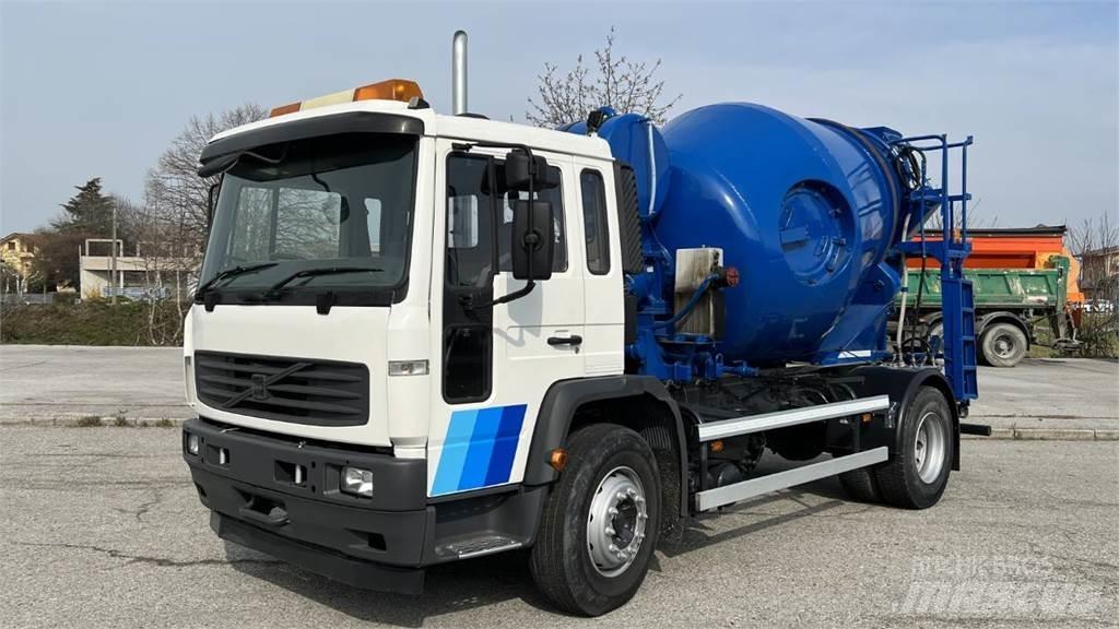 Volvo FL6 4X2 Cementbil