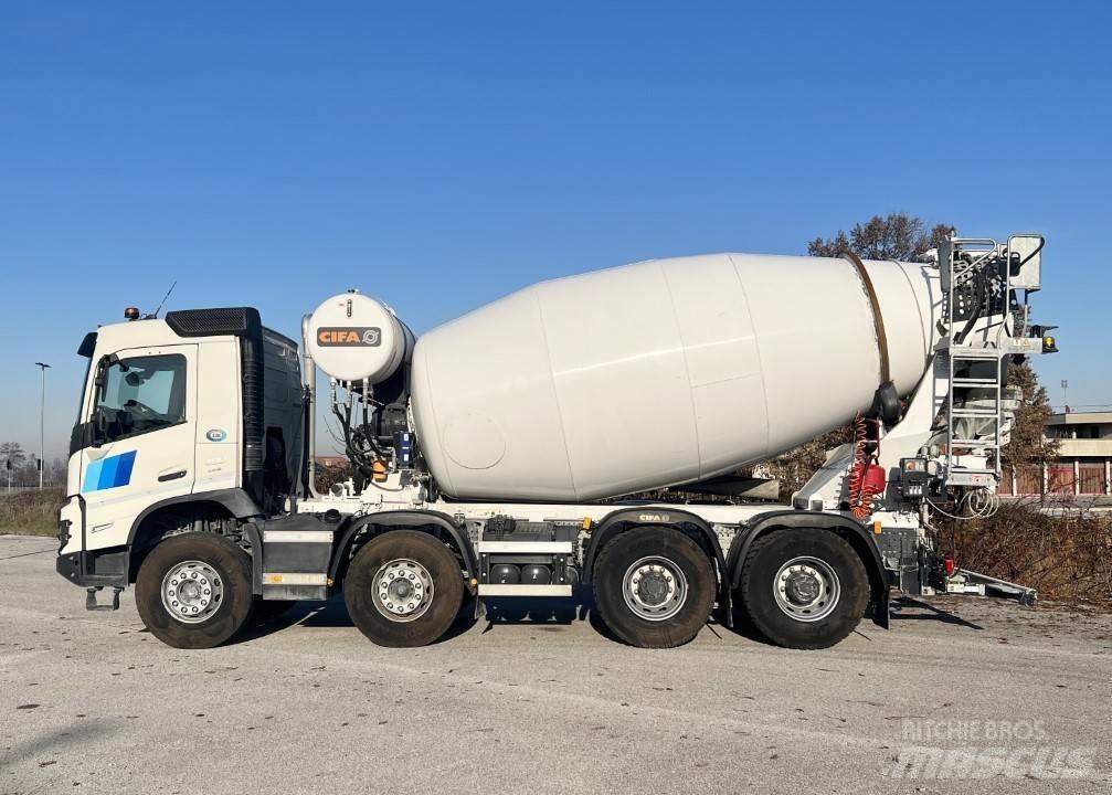 Volvo FMX 13 8x4 Cementbil