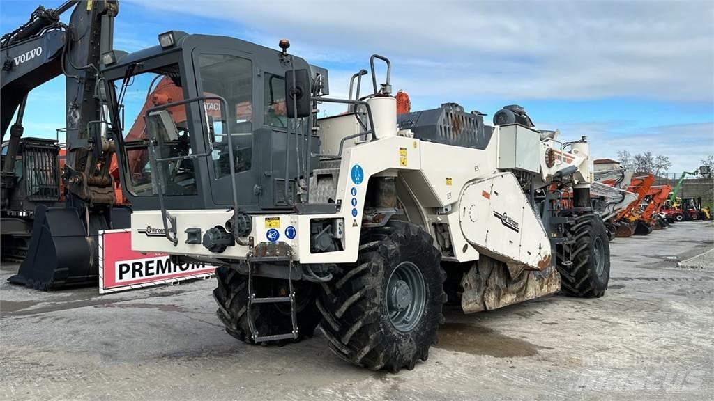 Wirtgen WR2000 Övriga bilar