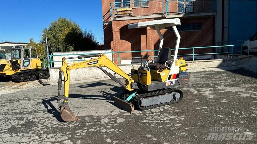 Yanmar B12-1 Minigrävare < 7t
