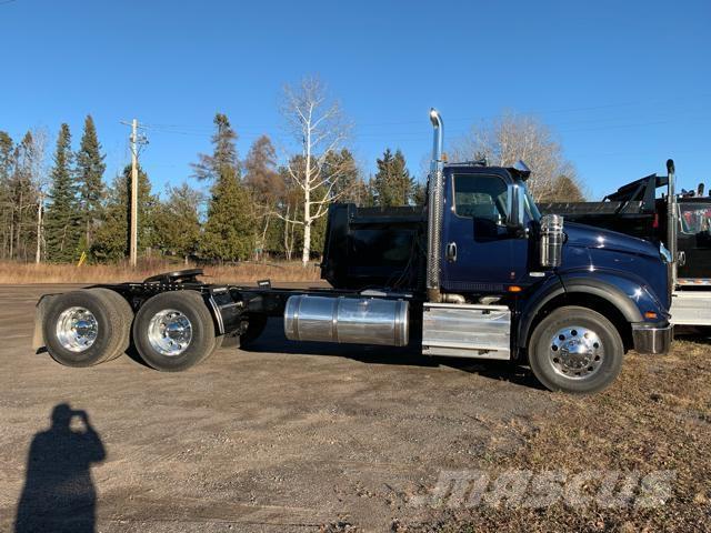 International HX Dragbilar