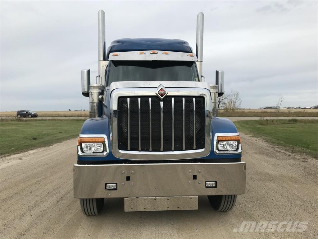 International HX Dragbilar