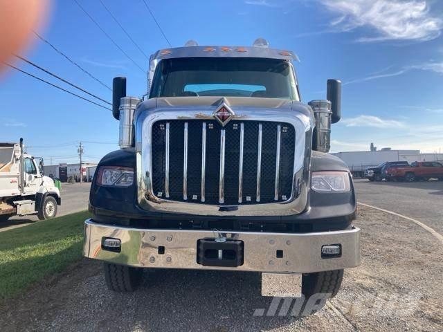 International HX Dragbilar