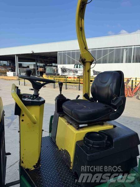 Ammann AV 26 Jordkompaktorer