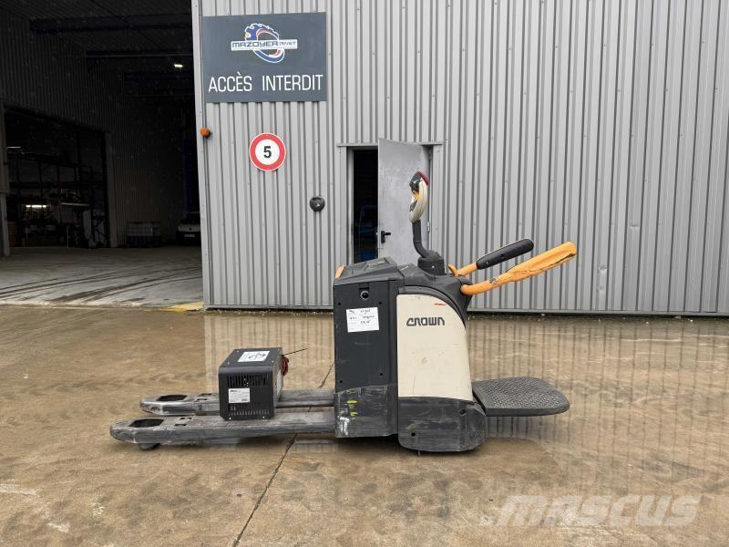 Crown WT 3000 Låglyftare utan plattform