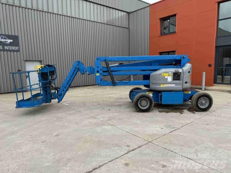 Genie Z45/25 Bomliftar