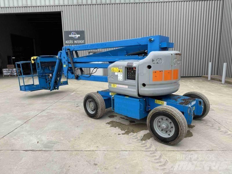 Genie Z45/25 Bomliftar