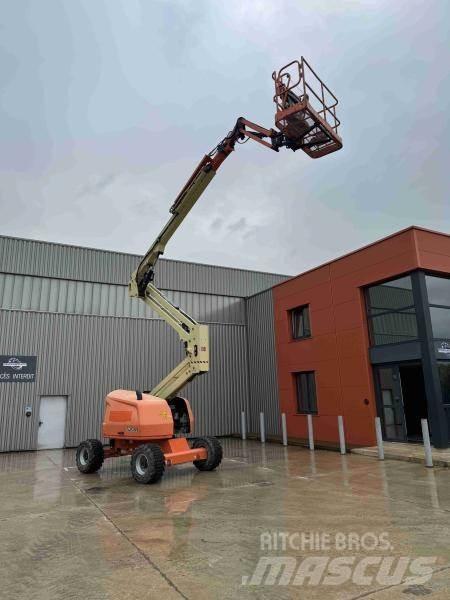 JLG 520AJ Bomliftar