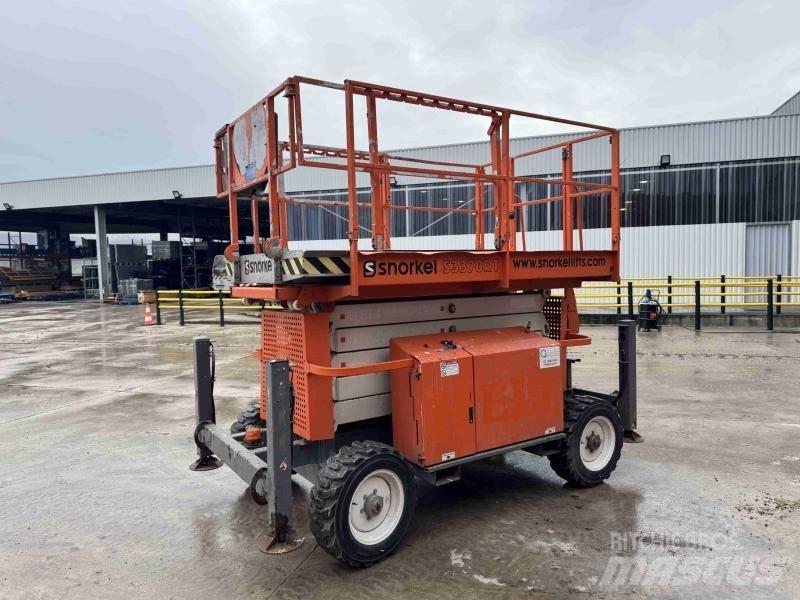 Snorkel S3370RT Bomliftar