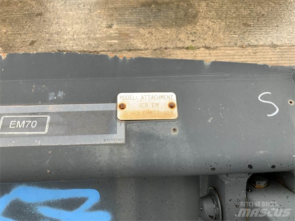 JCB 6FT 4 in 1 Bucket Lantbruk - Övrigt