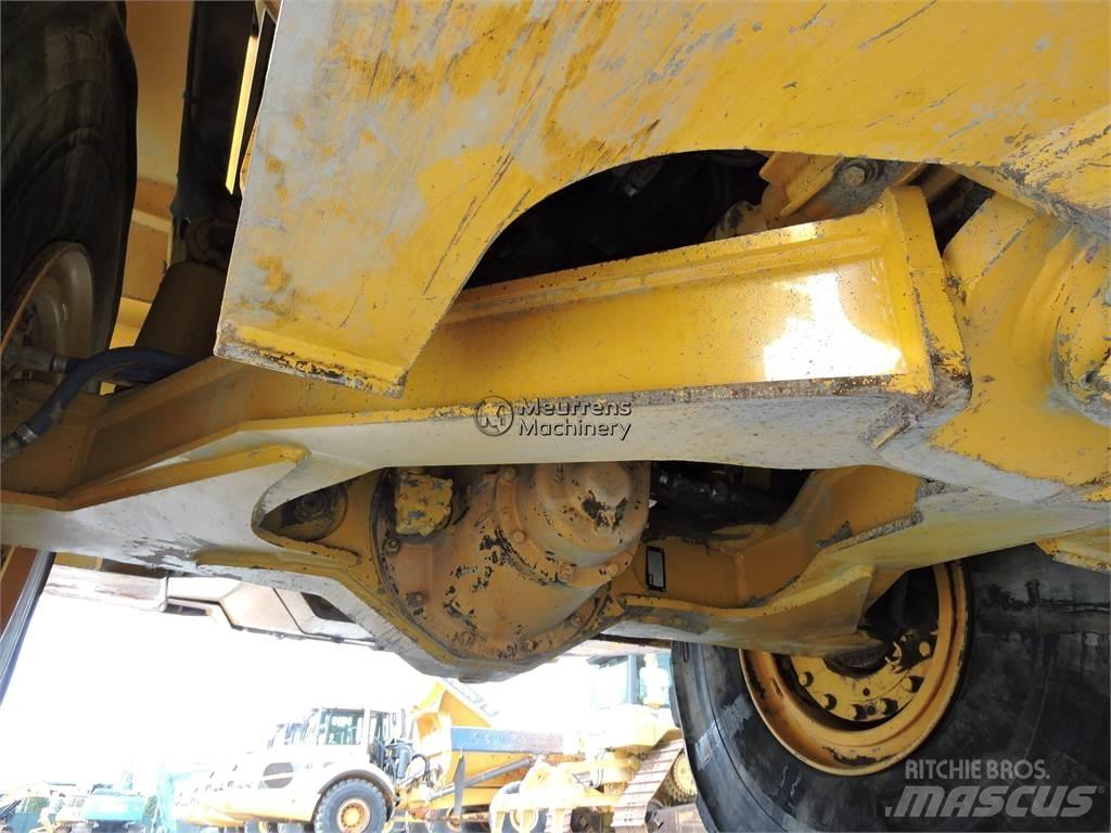 Bell B40D Midjestyrd dumper