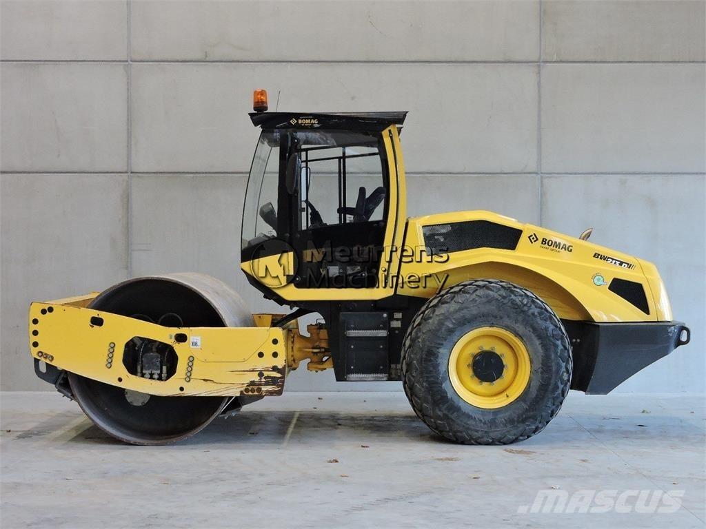 Bomag BW213 Andra vältar