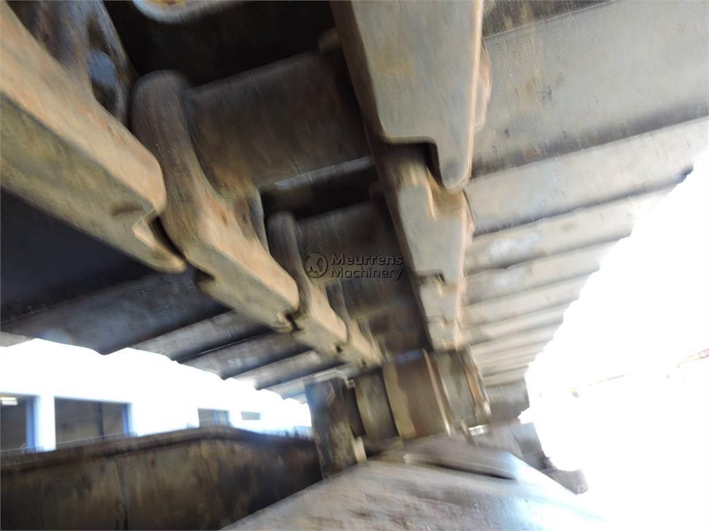 CAT 323D Bandgrävare