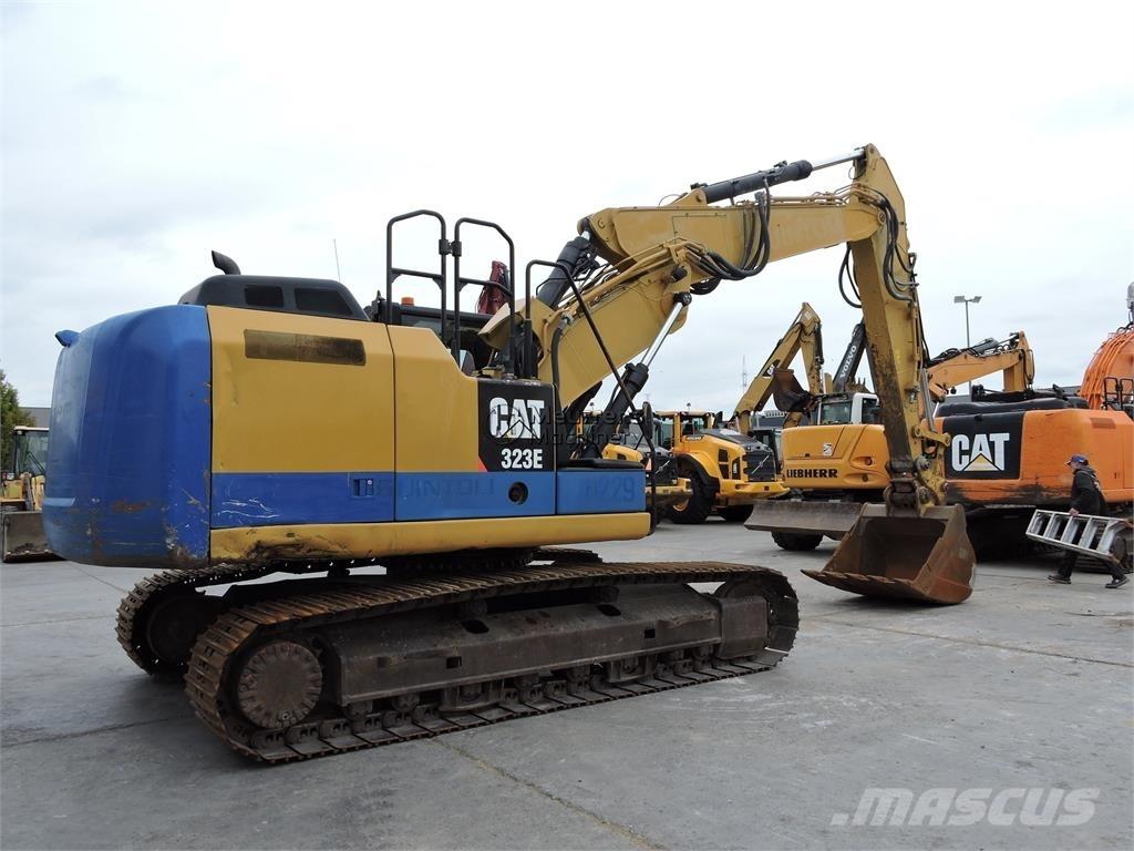 CAT 323EL Bandgrävare