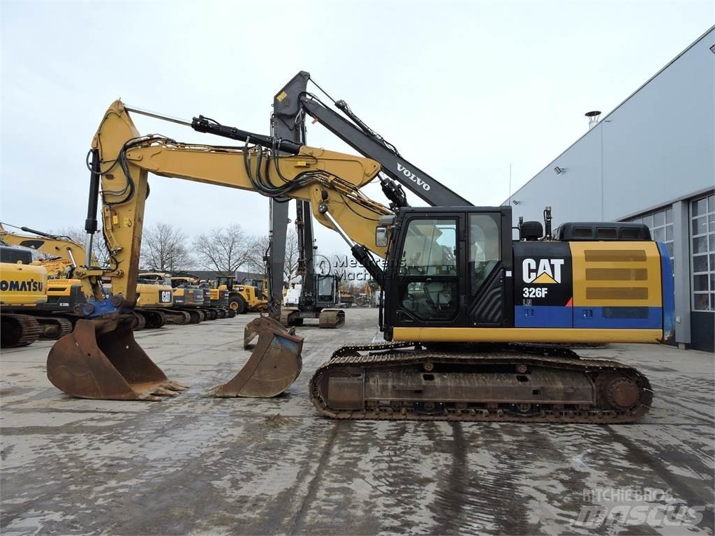 CAT 326F Bandgrävare