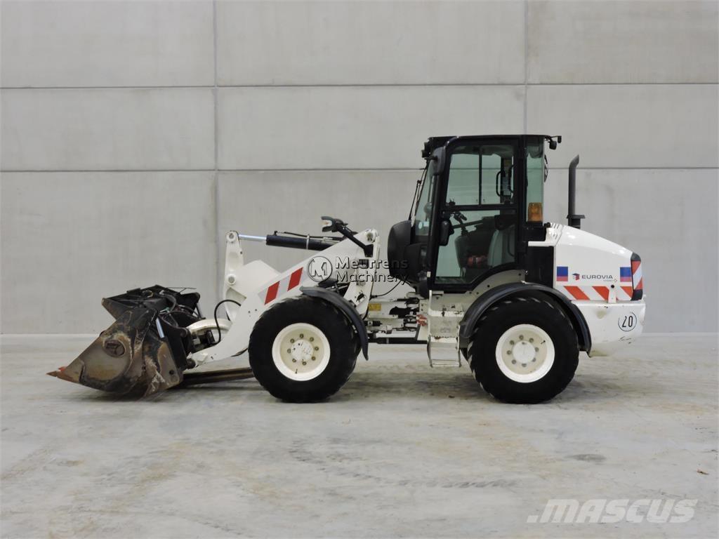 CAT 908M + FORK Hjullastare