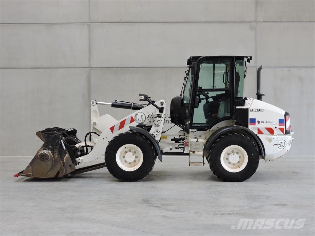 CAT 908M + FORK Hjullastare