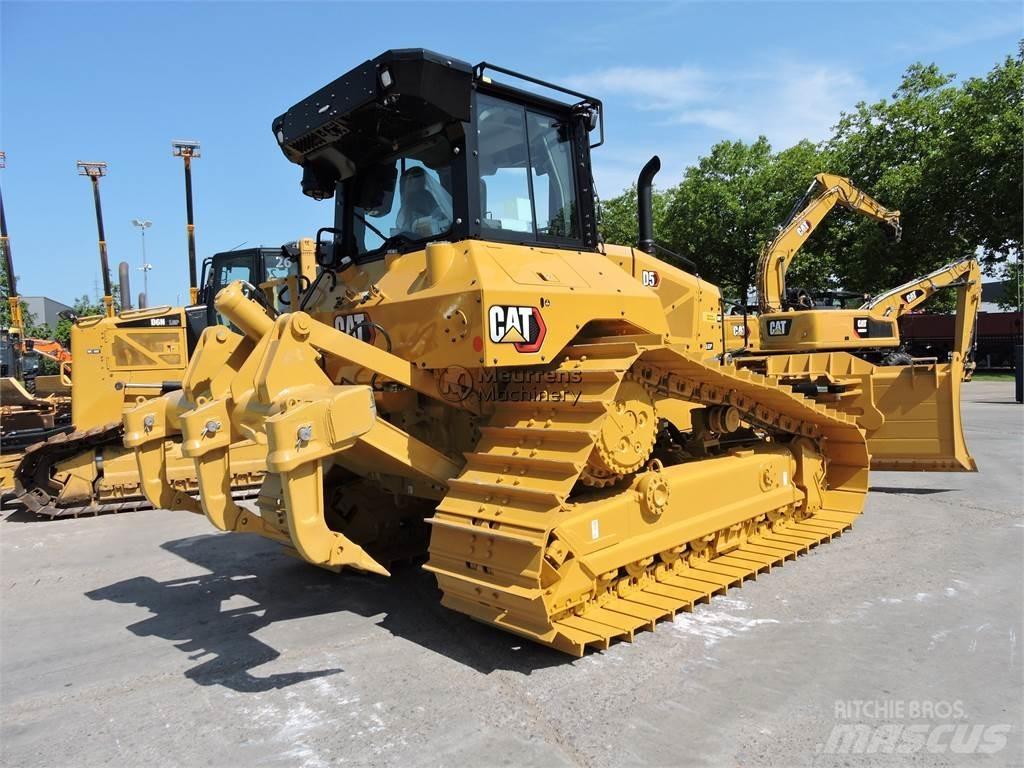 CAT D5 Schaktmaskiner