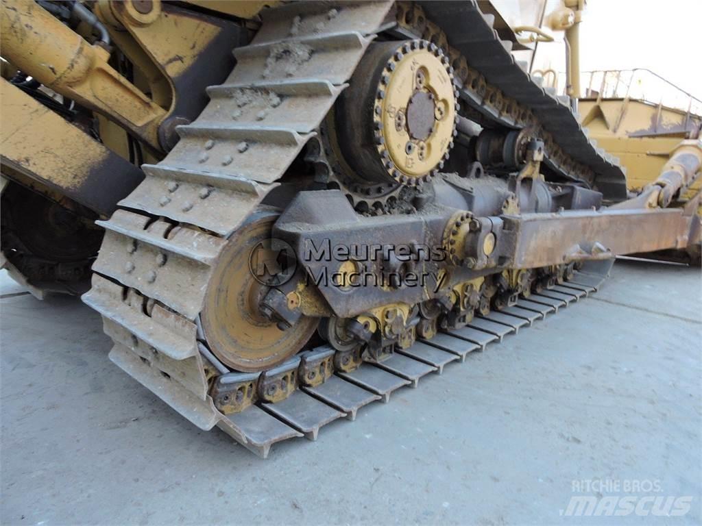 CAT D8T GERMAN Schaktmaskiner