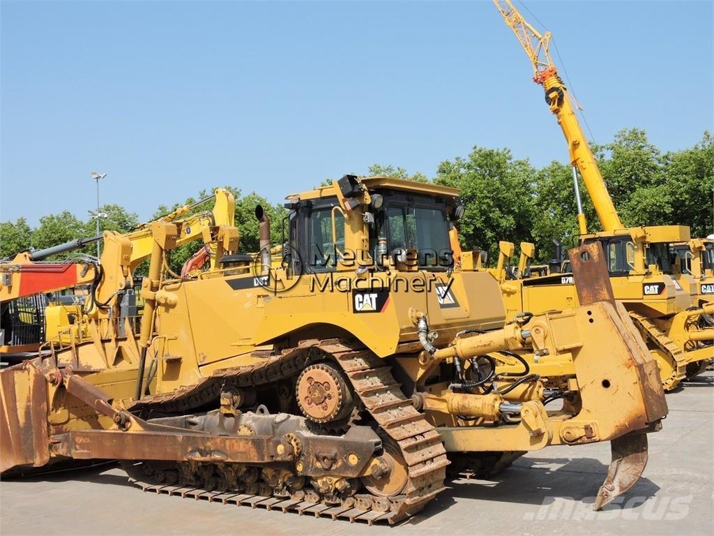 CAT D8T GERMAN Schaktmaskiner