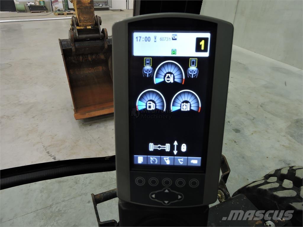 CAT M322D Hjulgrävare