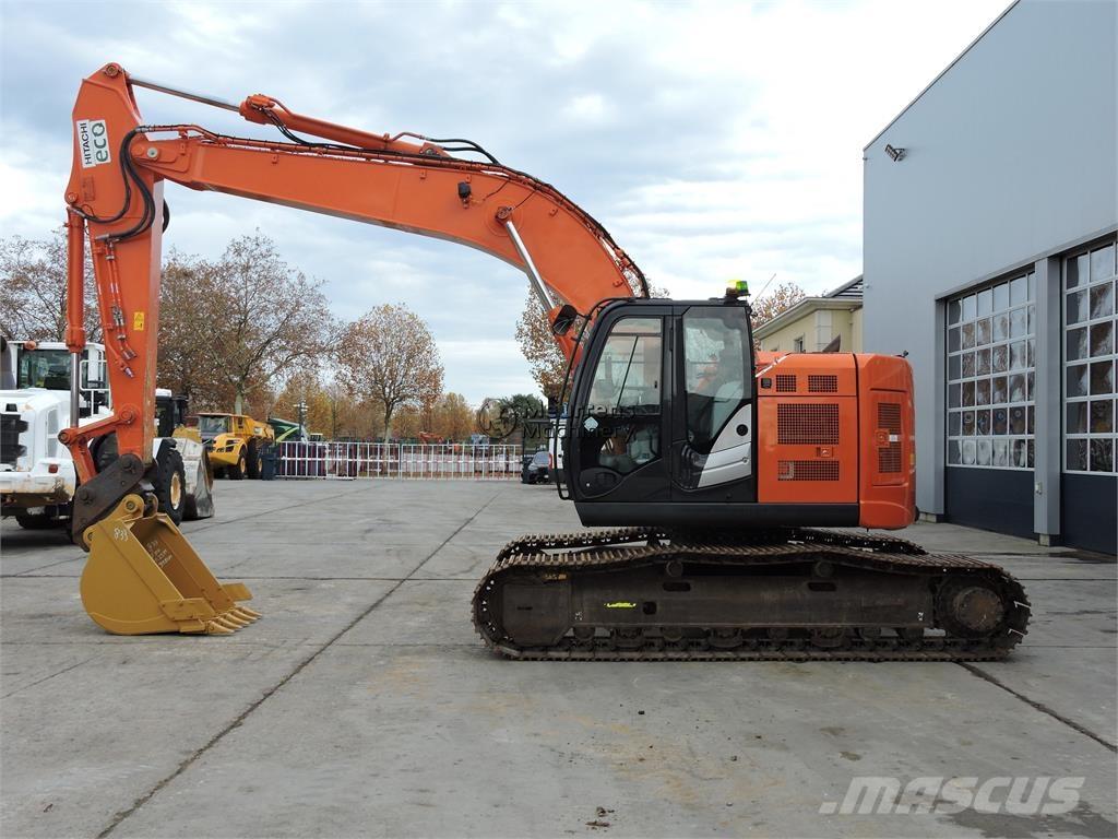 Hitachi ZX225 Bandgrävare
