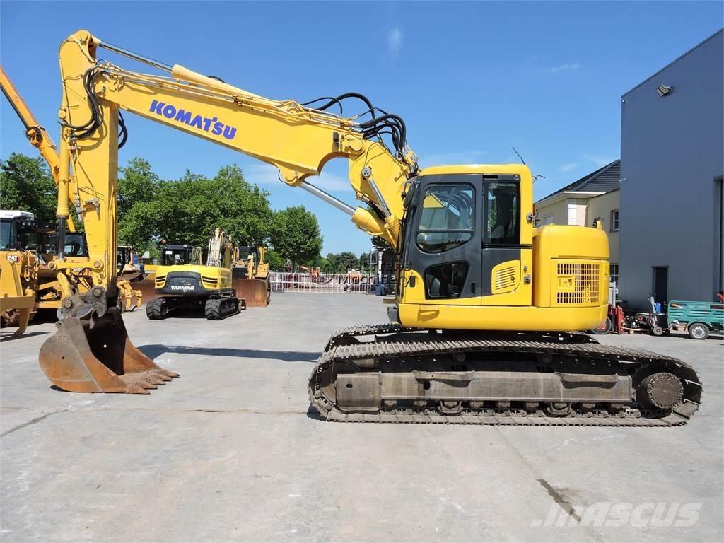 Komatsu PC228 Bandgrävare