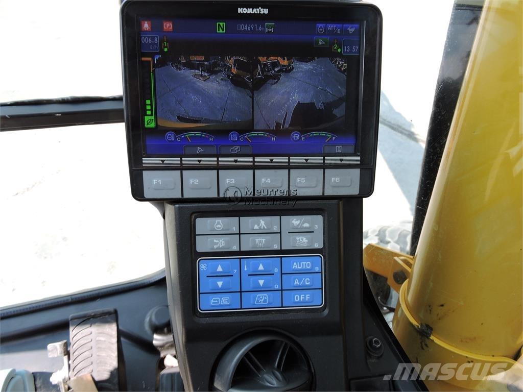 Komatsu PW148 Hjulgrävare