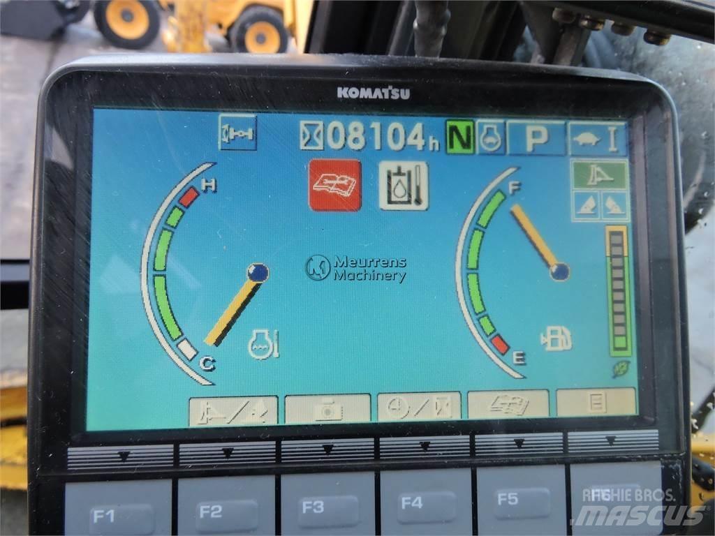 Komatsu PW98 Hjulgrävare