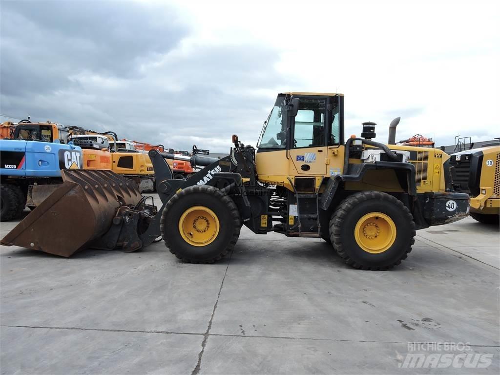 Komatsu WA320 Hjullastare