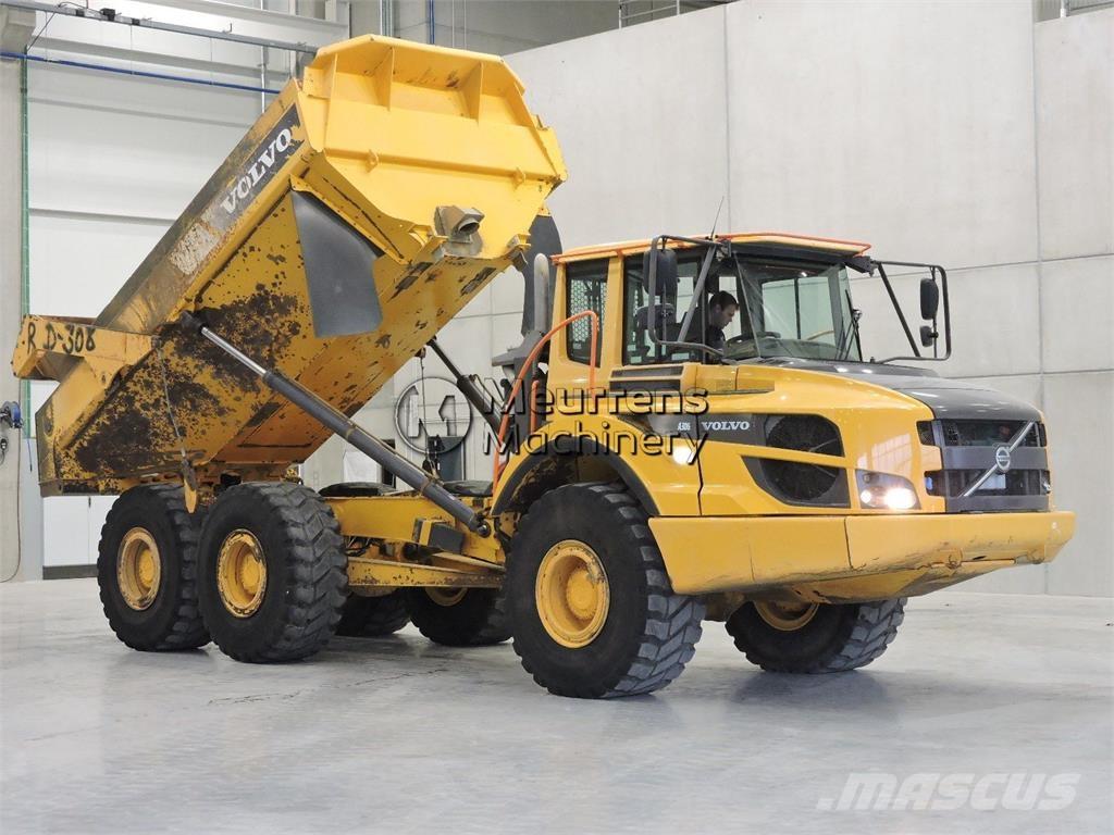 Volvo A30G Midjestyrd dumper