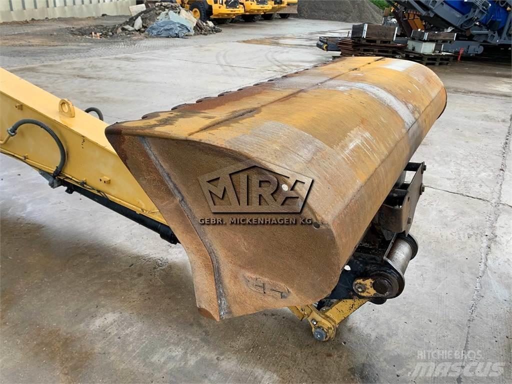 CAT 2000 mm Grävutrustning